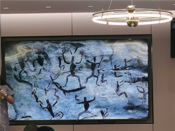 綿陽(yáng)中旅行假日旅行社舉行“什邡號.2025熊貓專(zhuān)列”旅游線(xiàn)路分享會(huì )